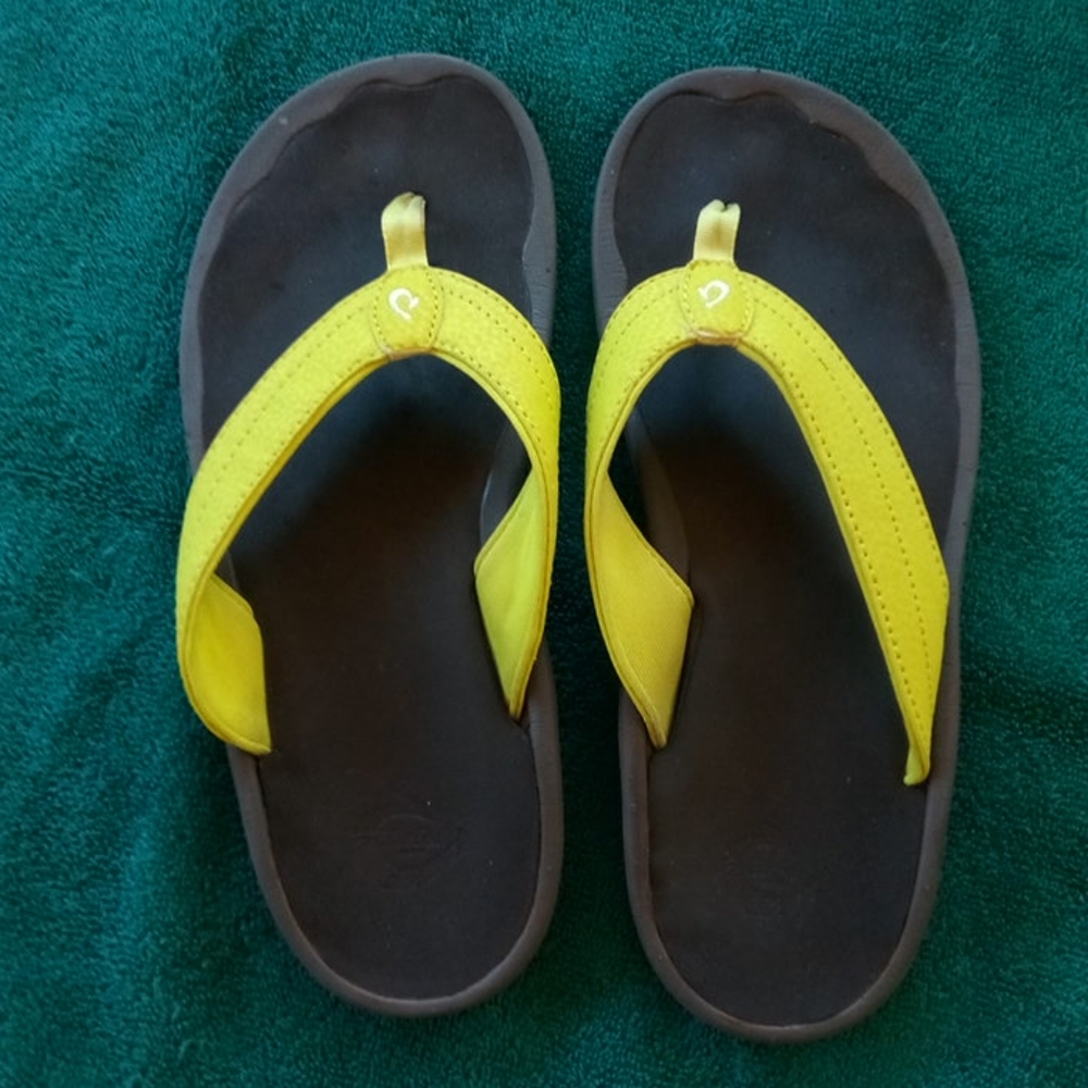 Olukai flip flops